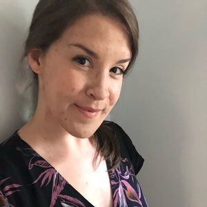 Meet your Posher, Holly